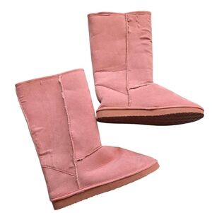 NWT Rubu Women's Pink Suede Boots Size Large 9/10